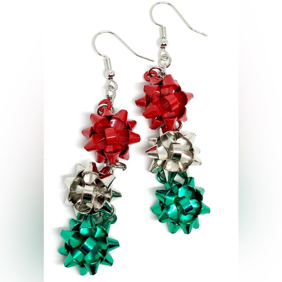 Christmas Star Bows Red Silver Green Triple Bow Cascade Chain Dangle Earrings 3” - Picture 1 of 3